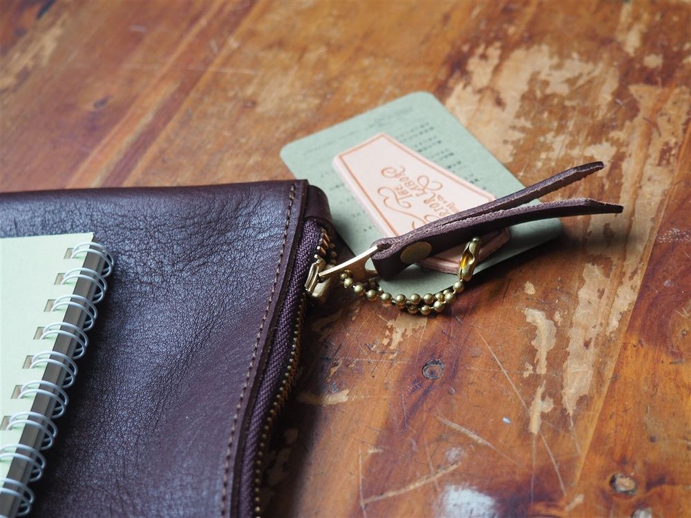 <b>PRE-ORDER</b> - The Superior Labor - Leather Portfolio - Dark Brown (A4) - Image 3