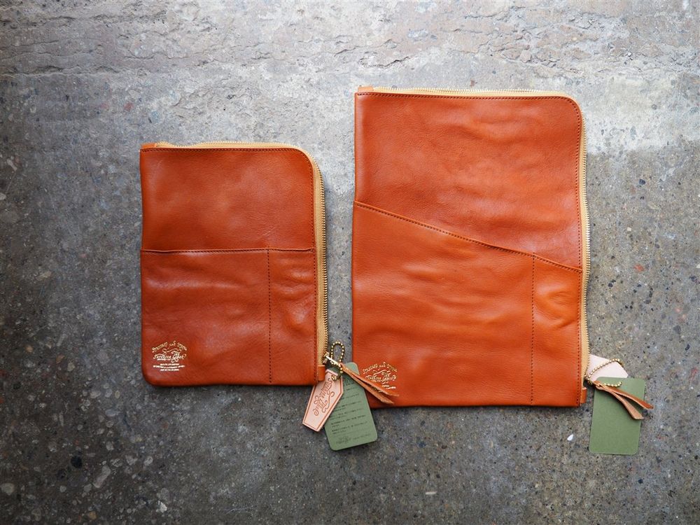 <b>PRE-ORDER</b> - The Superior Labor - Leather Portfolio - Light Brown (A4) - Image 5
