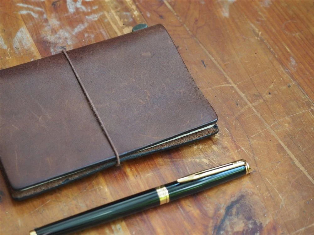 Traveler's Notebook Passport Size - Brown Leather - Image 2