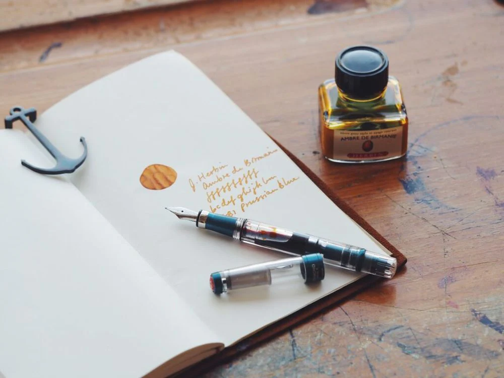 TWSBI Diamond 580 ALR Fountain Pen - Prussian Blue - Image 2