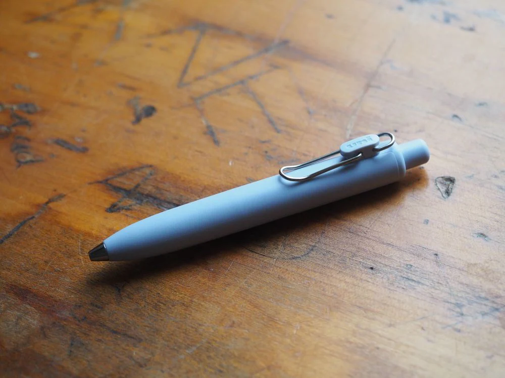 Uni-ball One P Gel Pen - 0.38mm - Soda