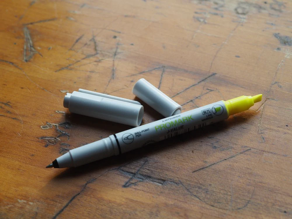 Uni Mitsubishi Pencil Pro Mark Highlighter with Ballpoint Pen