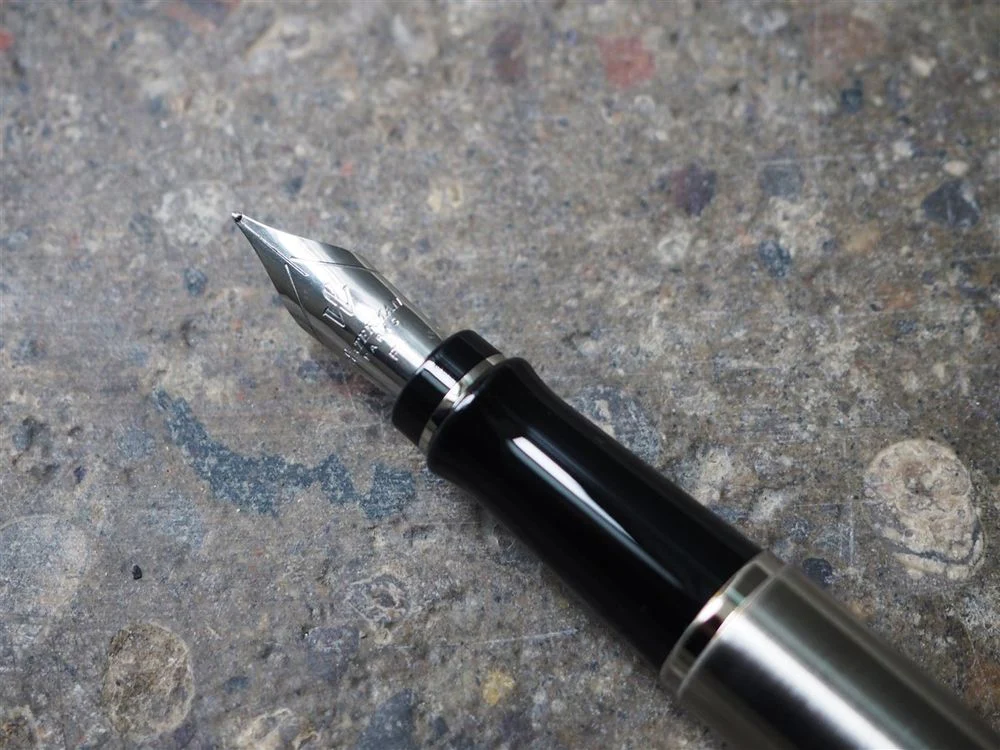 Waterman Expert3 Fountain Pen - Stainless Steel with Silver Trim - Image 4