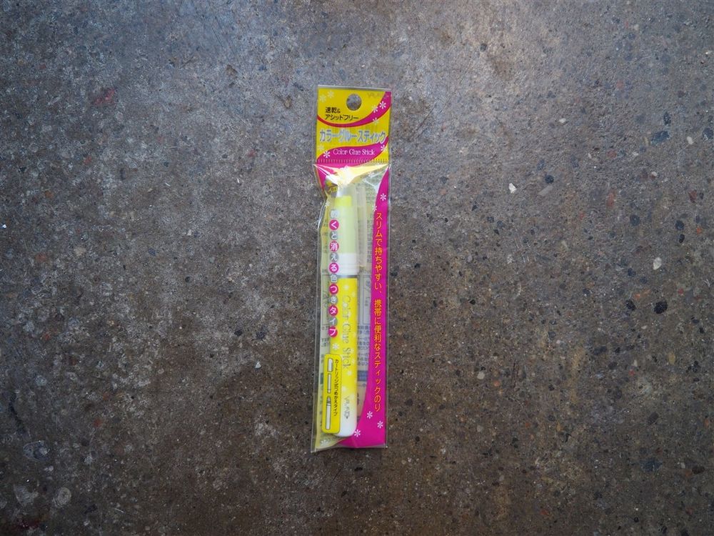 Yamato Color Slim Glue Stick - Image 3