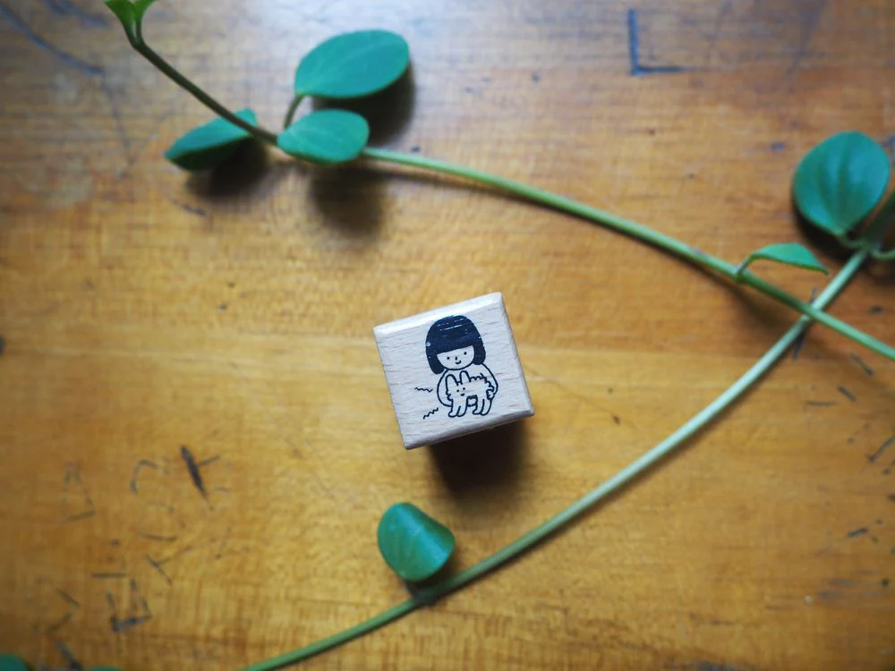 Yohand Studio - Wooden Stamp - Hug a Dog Cloud