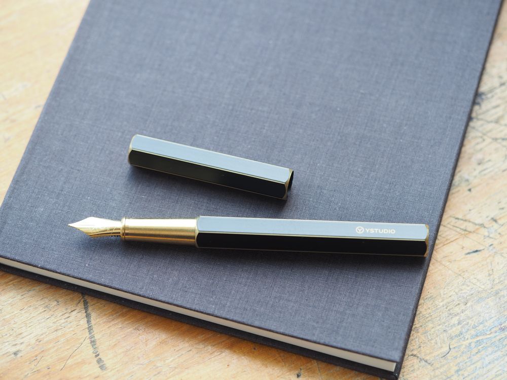 YSTUDIO Classic Revolve Fountain Pen - Black - Image 3