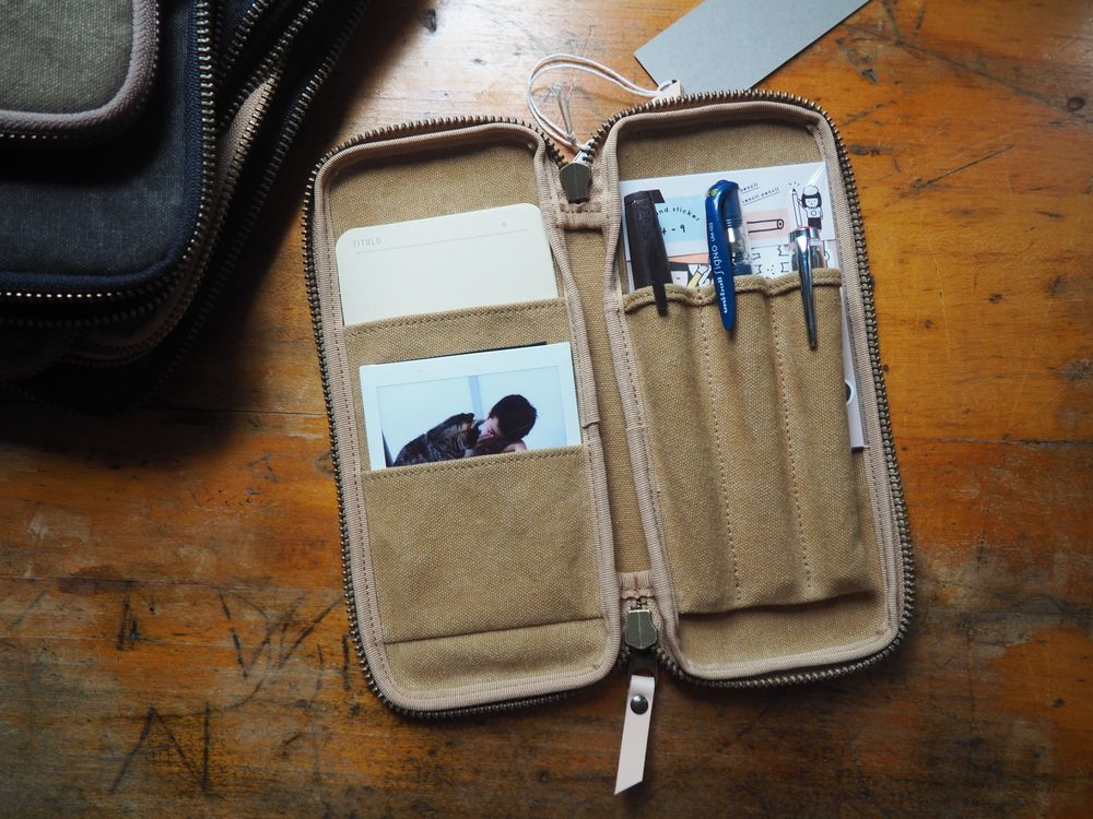 Yuruliku - FLAT tool case 3 pens - Beige - Image 3