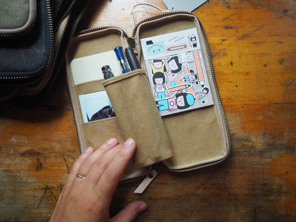 Yuruliku - FLAT tool case 3 pens - Brown - Image 4