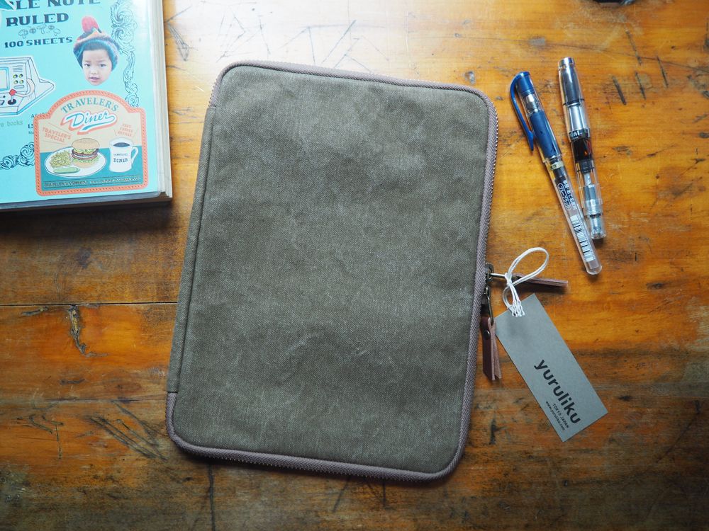 Yuruliku - FLAT tool case A5 - Brown