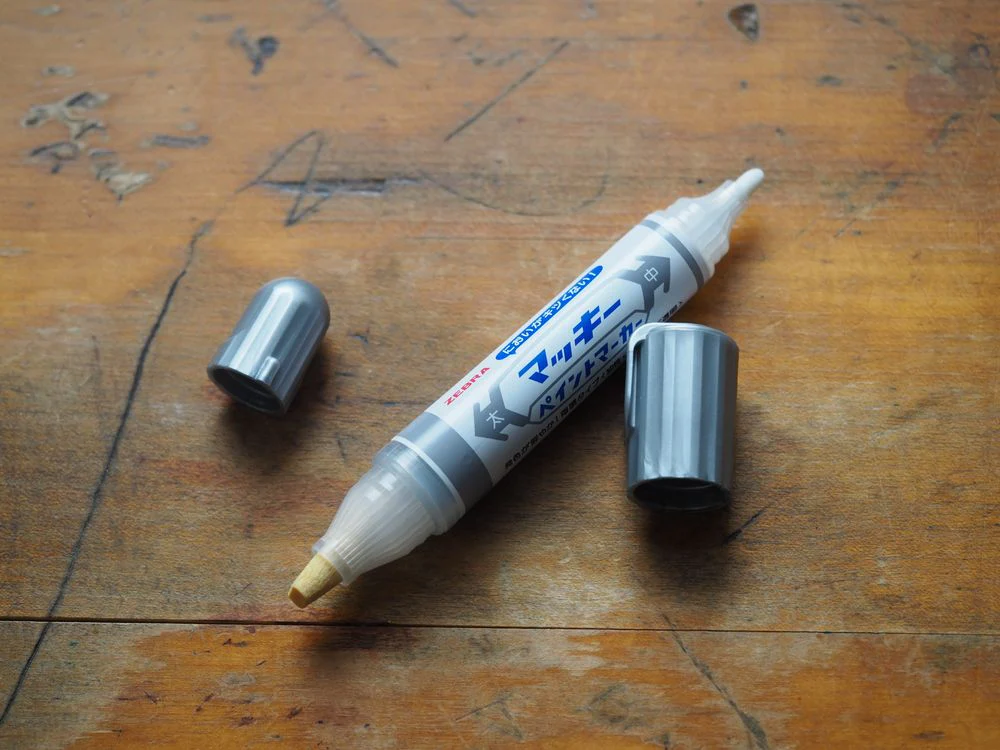 Zebra Mackie Paint Marker - Silver