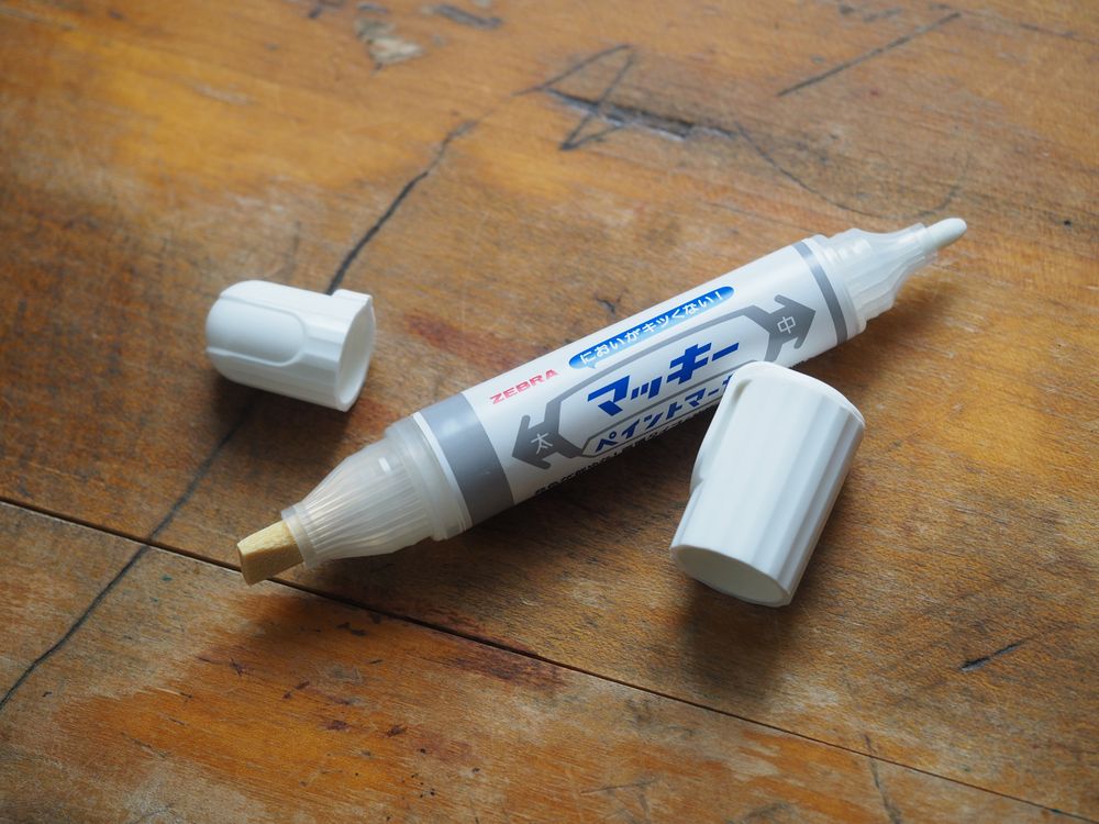 Zebra Mackie Paint Marker - White