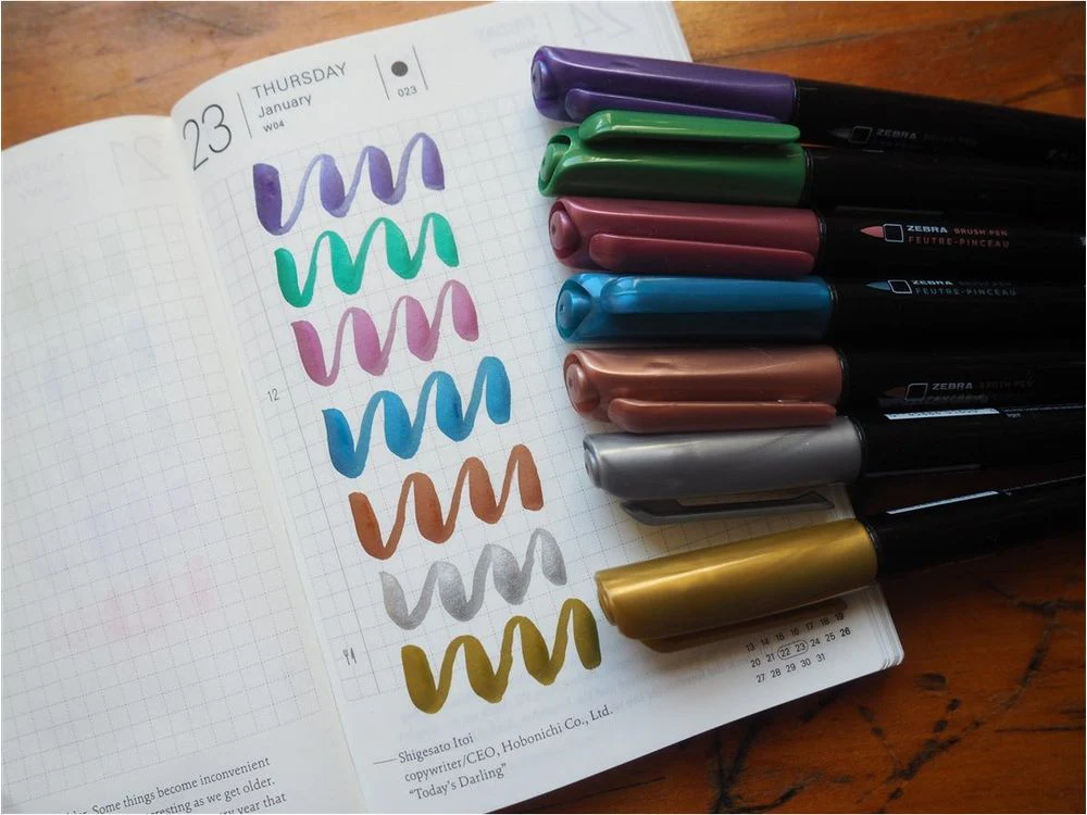 Zebra Zensations Metallic Brush Pen - Medium - Bronze - Image 3